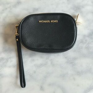 Michael Kors wristlet